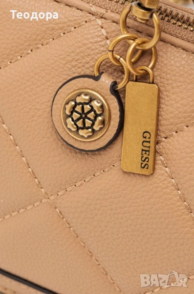 Чантичка нова на Guess, снимка 1