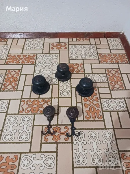 Закачалки дръжки за врати лот, снимка 1