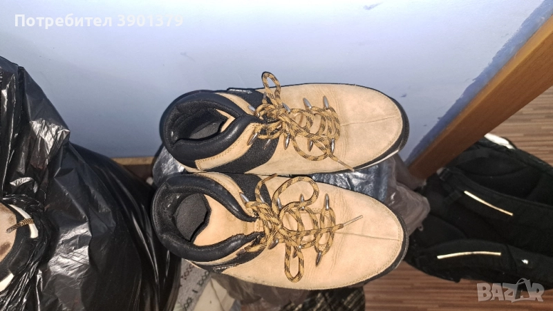 Продавам Мъжки Маратонки и Ботуши , снимка 1