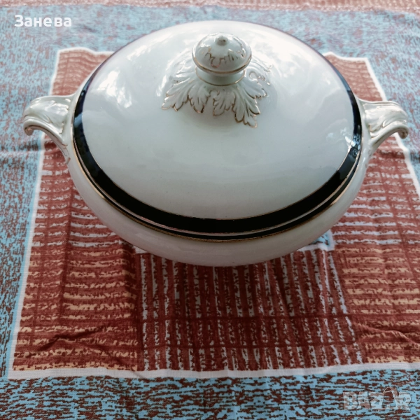 Порцеланов супник, снимка 1