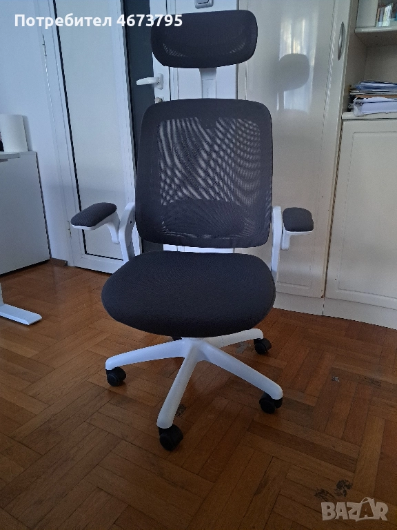 Ергономичен офис стол с колелца, снимка 1