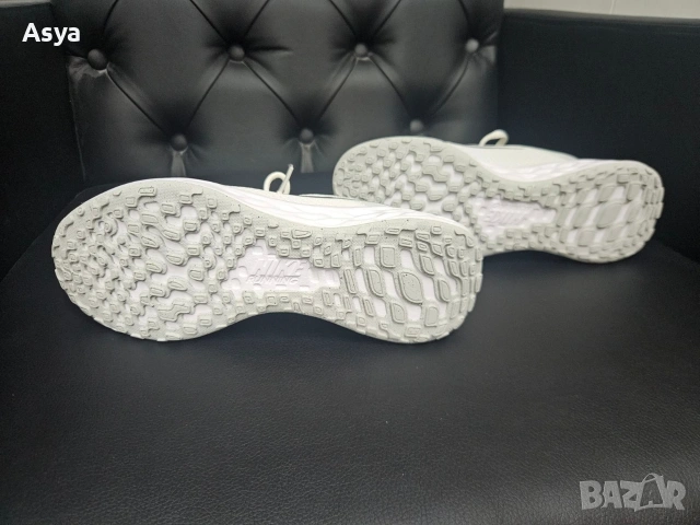 дамски маратонки nike, снимка 3 - Маратонки - 53629653