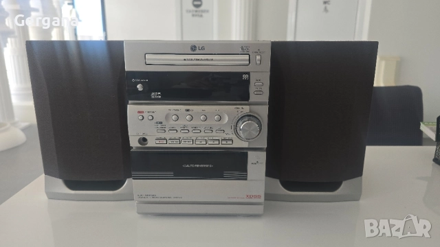 Аудио система LG LX-M320, снимка 4 - Радиокасетофони, транзистори - 51795508