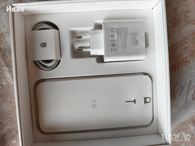 Huawei Pura 70 Ultra в гаранция , снимка 4 - Huawei - 54203865