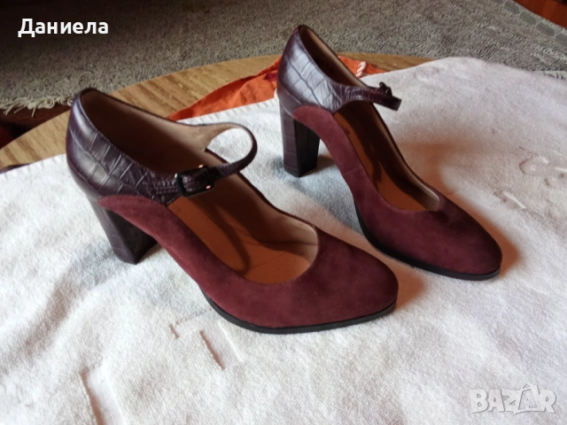 Продавам дамски официални, много елегантни обувки CLARKS, Естествена кожа, снимка 4 - Дамски обувки на ток - 53685760