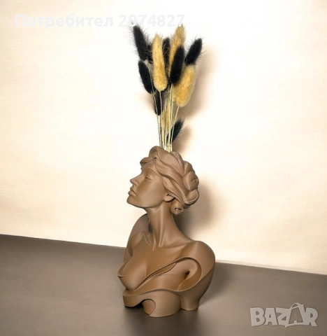 Женски бюст (статуетка, ваза)