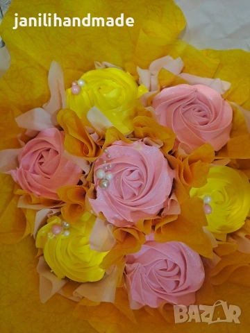 Букет от маслени кексчета, снимка 7 - Подаръци за жени - 52685386