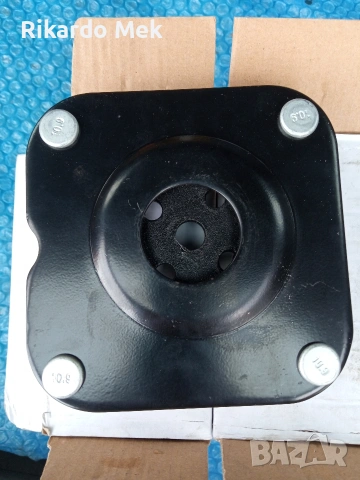 преди тампони за Мазда 323f и 323S , снимка 2 - Части - 54006511