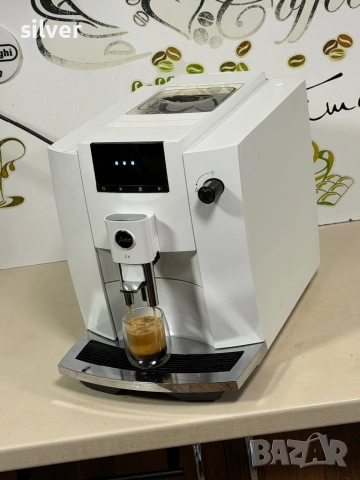 Кафемашина кафе автомат Jura E4 с гаранция, снимка 6 - Кафемашини - 54154107