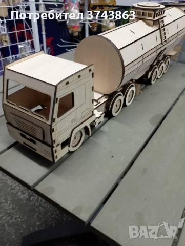 Дървен камион с място за бутилка , снимка 11 - Декорация за дома - 54162532
