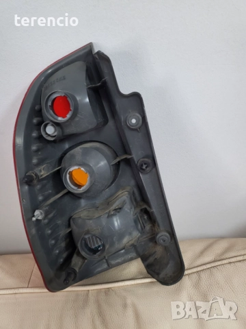 Заден десен стоп, снимка 3 - Части - 52628100