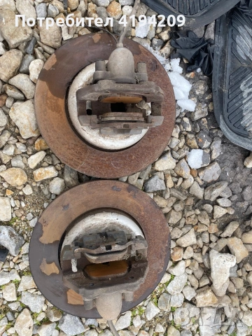 Е60 545 бензин задни дискове с апарати 120 евро, снимка 5 - Части - 53422068