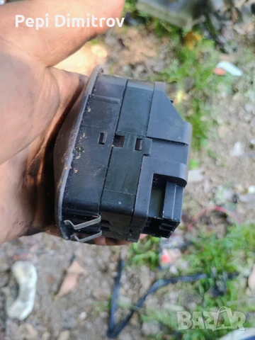 Бутони копчета Ел стъкла Peugeot 206 Hatchback (08.1998 - 12.2012)