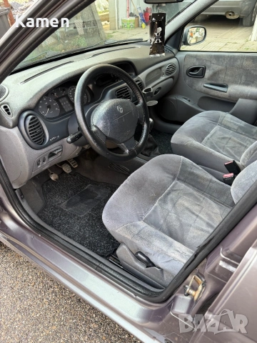 Рено Меган комби, снимка 7 - Автомобили и джипове - 53692987