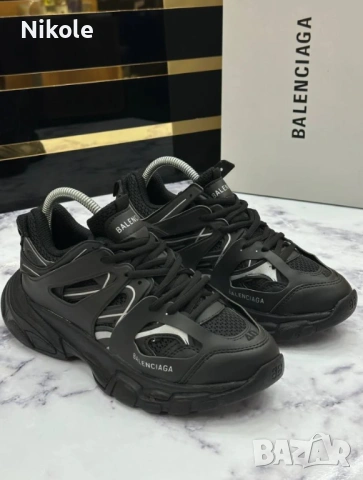 Дамски маратонки- черни