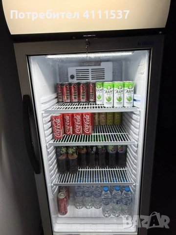 Хладилна витрина, снимка 3 - Хладилници - 52478731