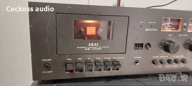 Касетен дек AKAI CS-705D, снимка 2 - Декове - 46713209