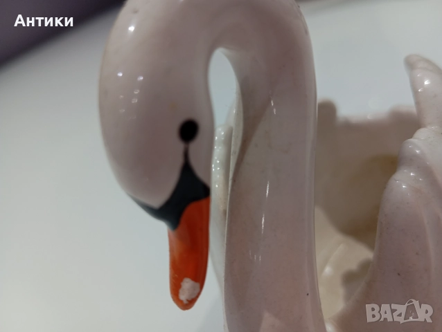 Порцеланов стар лебед, снимка 6 - Антикварни и старинни предмети - 52553813
