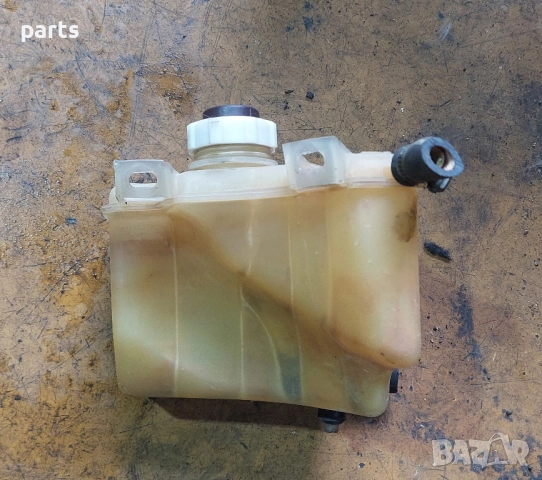 Казанче Антифриз Рено Лагуна 1 - 7700823704, снимка 4 - Части - 51969911