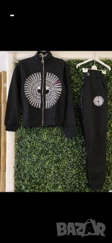 Pinko спортен екип