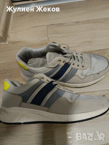 Маратонки размер 42