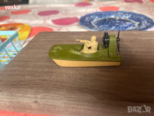 Английски Мачбокс-рядък