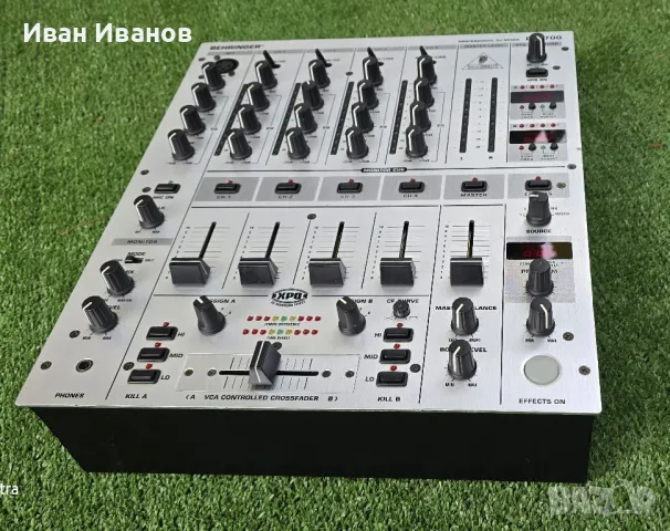 Смесител Behringer DJX700 , снимка 4 - Ресийвъри, усилватели, смесителни пултове - 47295895