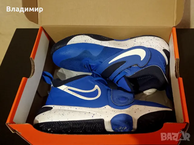 Маратонки "Nike Team Hustle D11", снимка 2 - Детски маратонки - 49913785