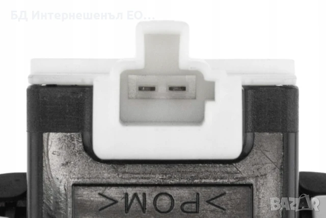 84945-33020  Бутон за отваряне на багажник, Lexus, ES, снимка 6 - Части - 51286310