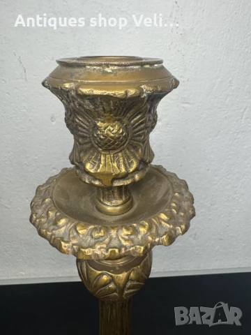 Чифт бронзови свещници №7058, снимка 4 - Антикварни и старинни предмети - 50700513