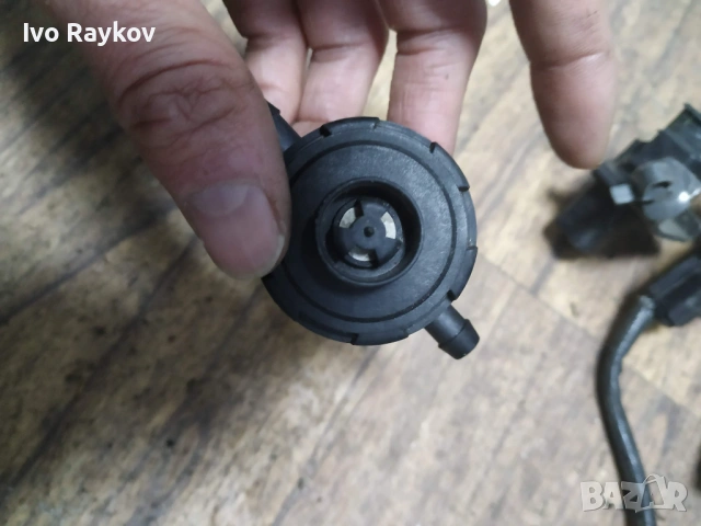 Вакум клапан за VW SEAT , 030103765A, снимка 2 - Части - 53483686