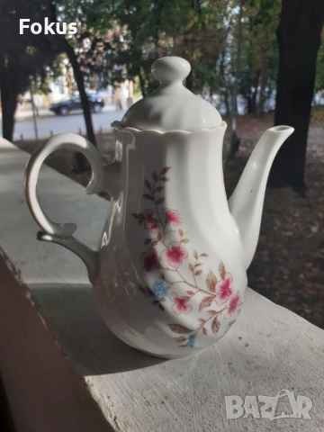 Страхотна кана български порцелан с печати