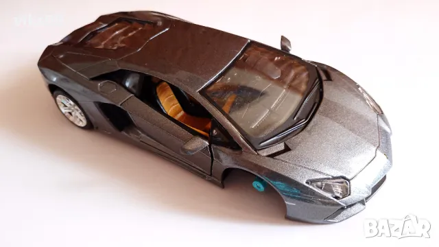 Lamborghini Aventador LP700-4 MAISTO 1:24, снимка 8 - Колекции - 49314187