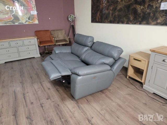 Италиански сив кожен диван тройка Lorenzo с ел. релакс механизъм, снимка 3 - Дивани и мека мебел - 53692889