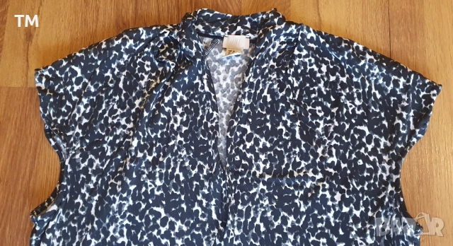 Голям лот от бански, плажна рокля и две хавлии и , снимка 5 - Рокли - 52000001