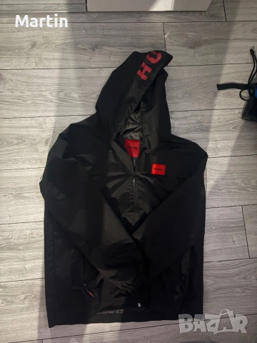 Ветровка на Hugo boss