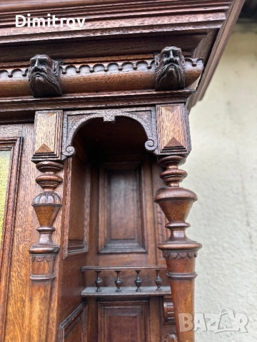 Масивен антикварен шкаф-кабинет с изключително богата ръчна резба, снимка 6 - Бюфети - 53959131