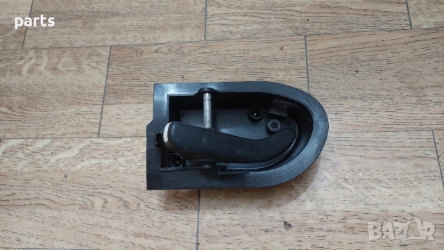 Лява Вътрешна Дръжка Форд Мондео - 93BBF22601AE, снимка 2 - Части - 52980815