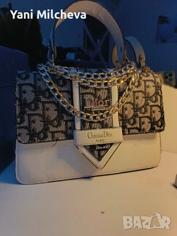 Дамска чанта Dior – стилна, запазена, снимка 2 - Чанти - 53460598