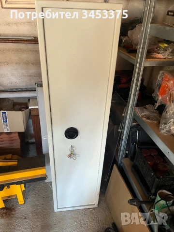 Масивна каса за ловно оръжие за 3 бр