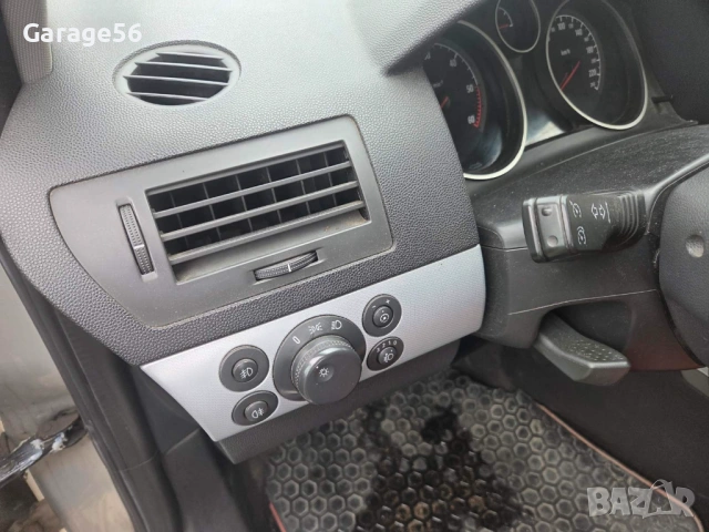 Opel Astra H хечбек 1.9 120к.с. 6 скорости-на части , снимка 5 - Автомобили и джипове - 54186314