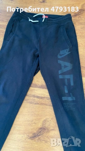Nike L, снимка 2 - Спортни дрехи, екипи - 54205404