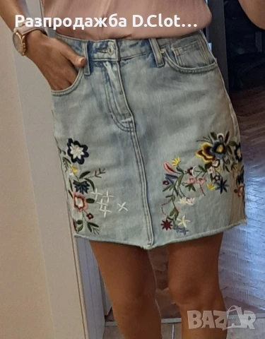 лот пола Stradivarius XS  и блузка с дантела XS , снимка 4 - Поли - 50573113