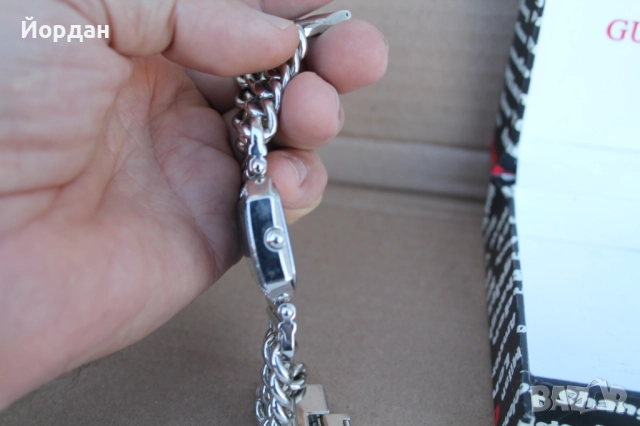 Дамски часовник ''Guess'' , снимка 6 - Дамски - 52653788