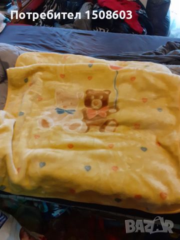 Дебело одеялце , снимка 2 - Спално бельо и завивки - 45405856