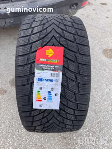 Нови 🚗 Зимни ❄️ гуми 255/35R19 MOMO W-20 EUROPA 96W XL, снимка 1 - Гуми и джанти - 47796264