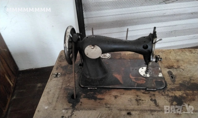 Стара шевна машина ,,НАУМАН"", снимка 2 - Други машини и части - 53890837