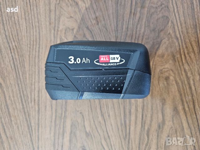 Зелен BOSCH 18V 3Ah Нова Батерия , снимка 4 - Други инструменти - 46368480