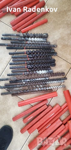 БУРГИИ ЗА ХИЛТИ