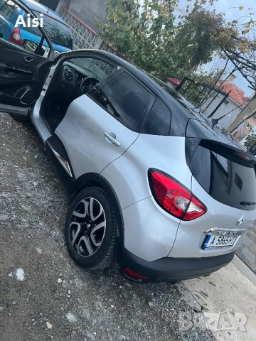 Renault Captur, снимка 3 - Автомобили и джипове - 53598823